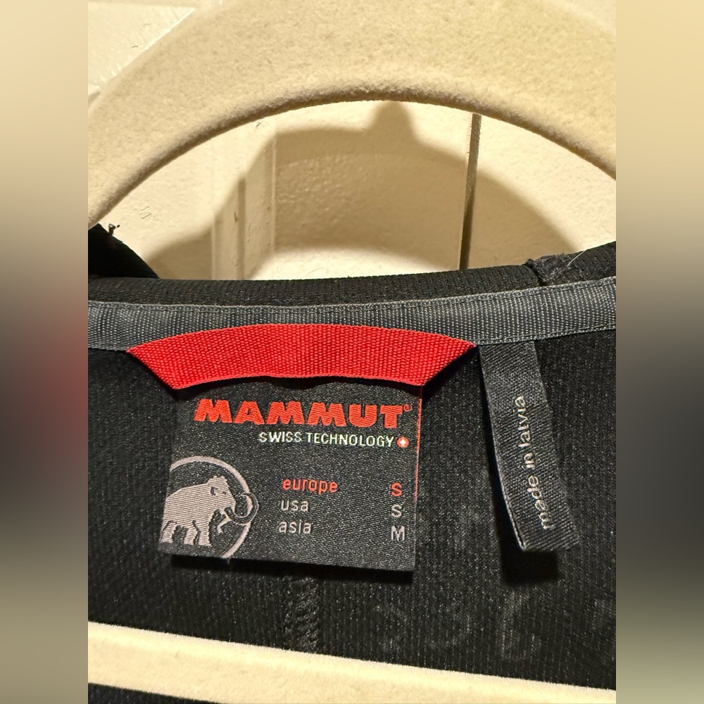 Mammut Ultimate Softshell Jacket Wind Stopper , s… - image 11